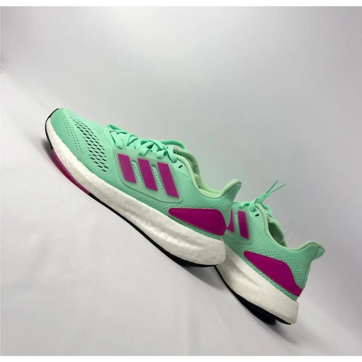 Adidas Pureboost 22 Women`s Mint Pink Sneakers HQ8577 US5.5 Was$140