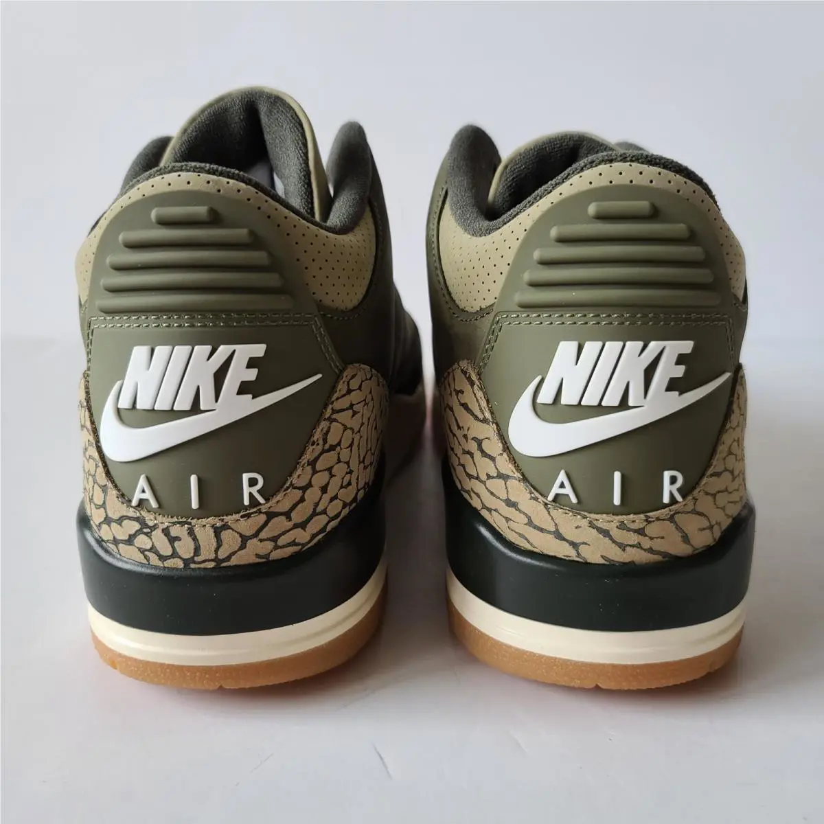 Nike shoes - Air Jordan 3 - Air - DN3707-202 - Green 2
