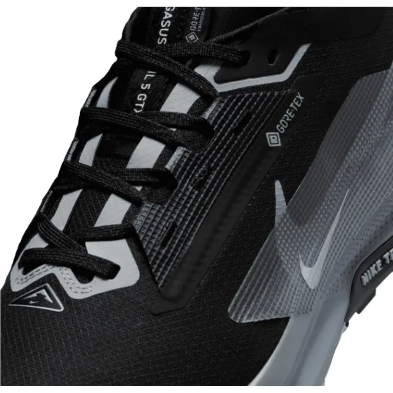 Nike shoes - Black /Wolf Grey 3