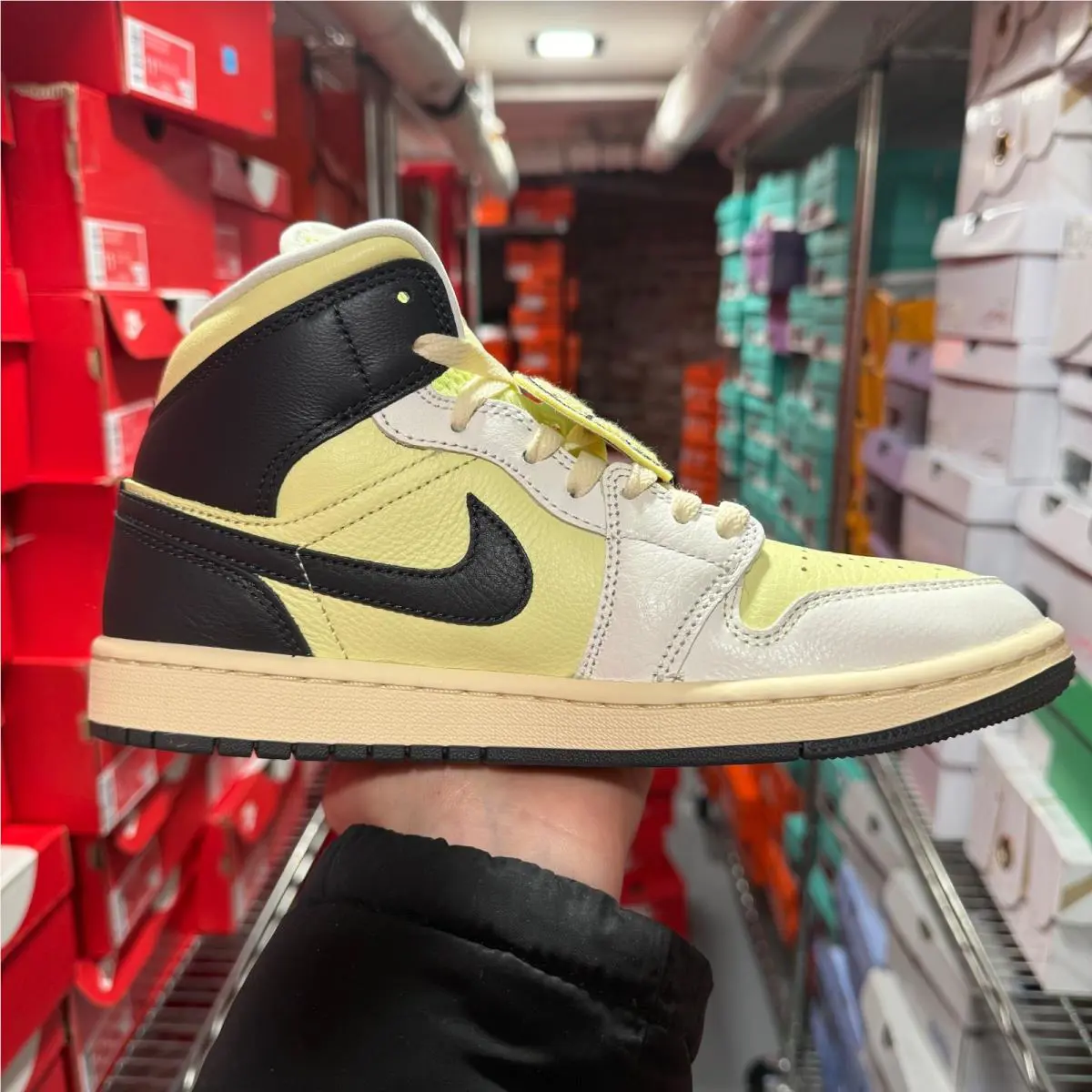 Nike shoes - Air Jordan 1 Mid SE - HQ3008-130 - Sail/Luminous Green/Anthracite 5