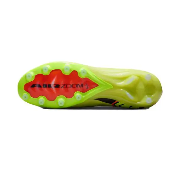 Nike shoes - Limelight/Hyper Crimson/Volt 4