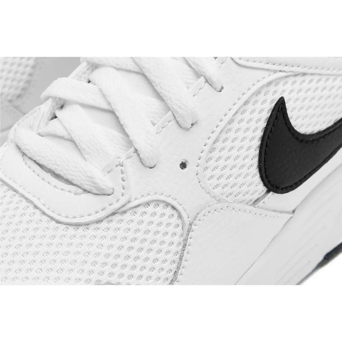 Nike shoes - Black/White/Black 25