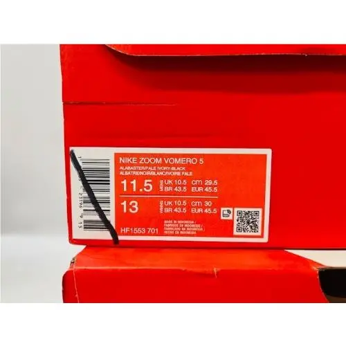 Nike shoes - HF1553-701 - HF1553-701 - white and black 1
