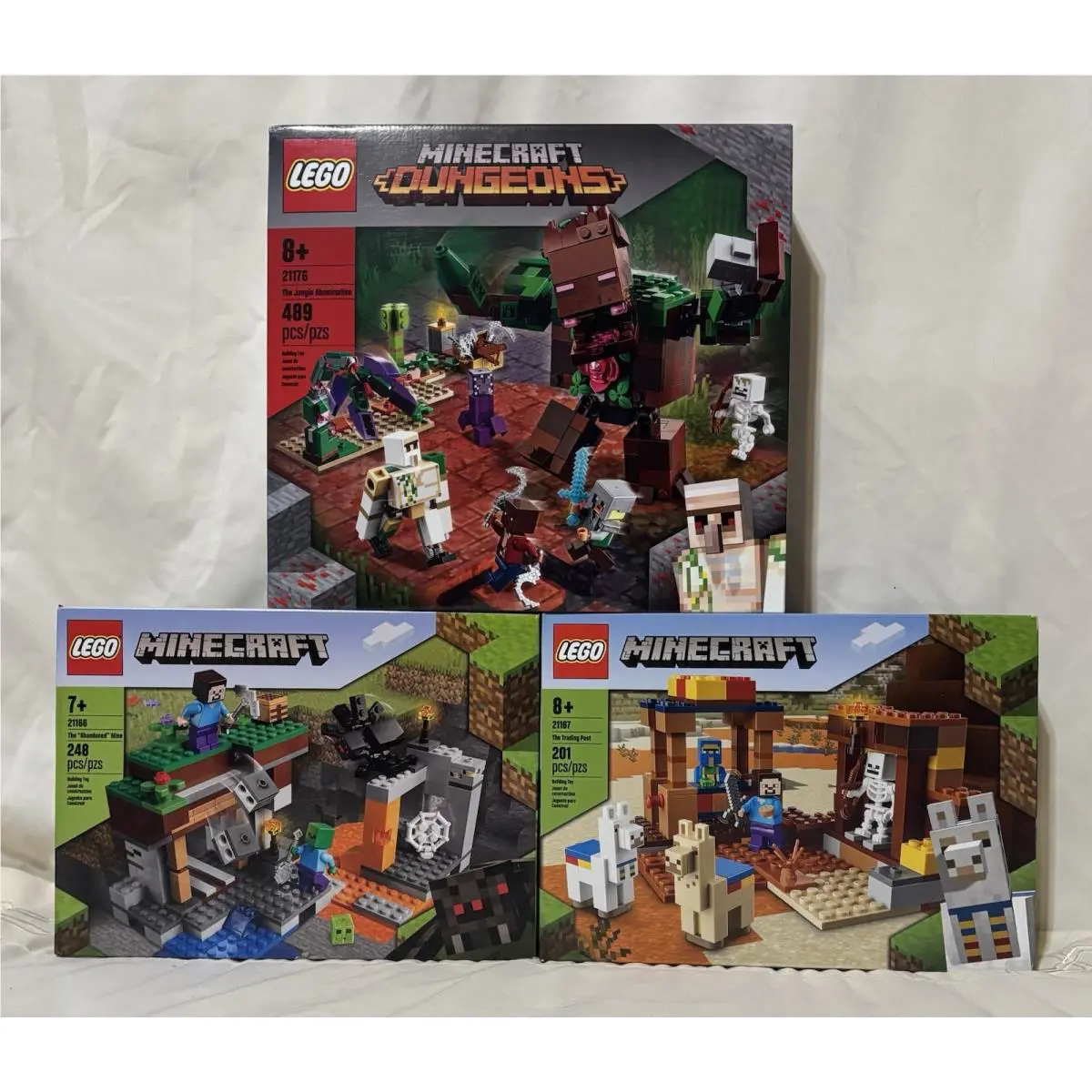 Lego Minecraft: Jungle Abomination 21176 Abandoned Mine 21166 Trading Post 21167