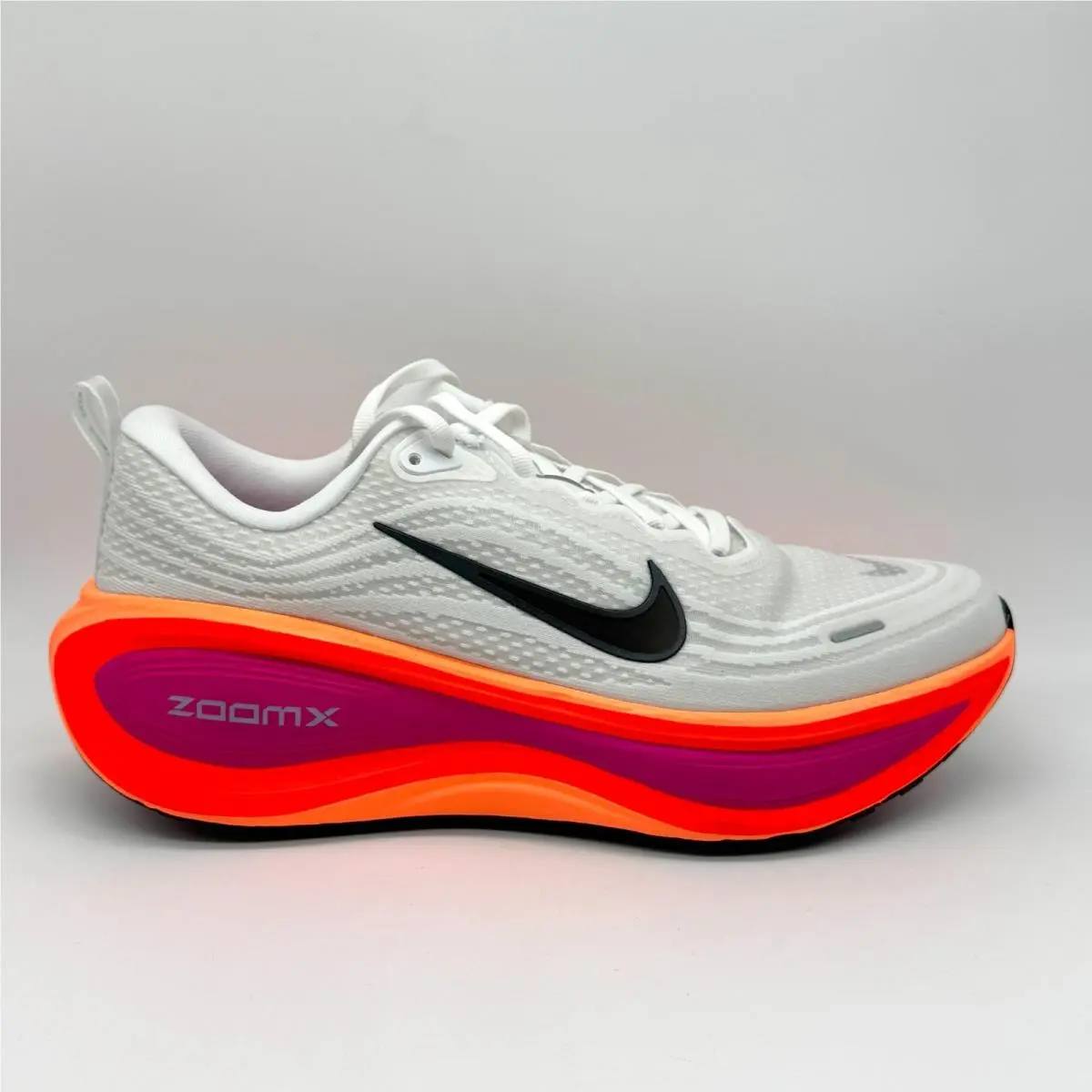 Vomero Plus Womens White Fire Pink Shoes Sz 9.5 Running HV8154-104 by Nike