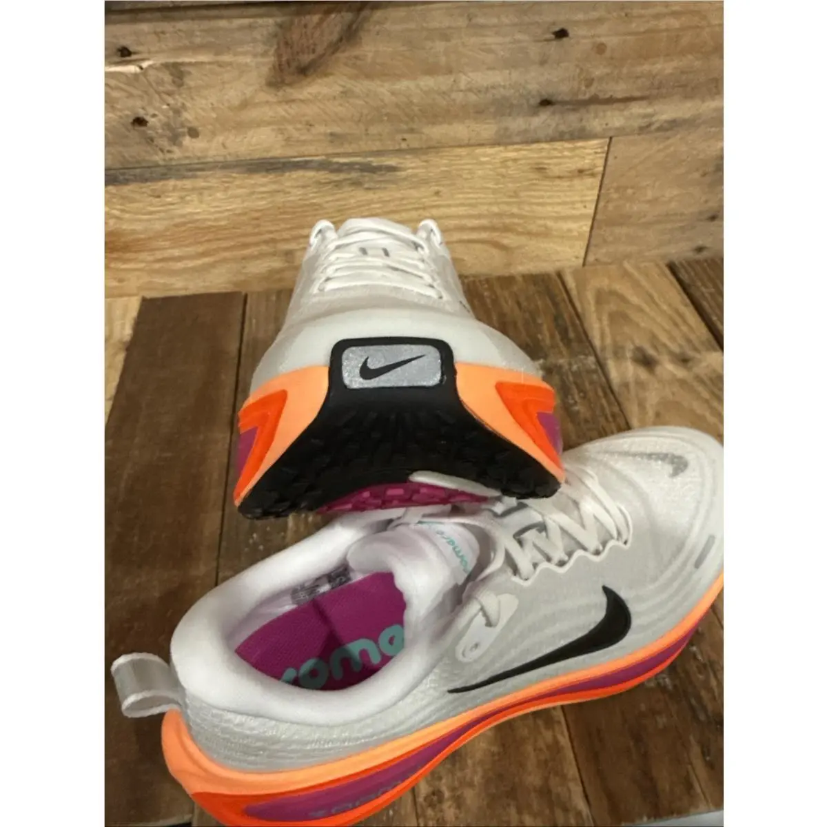 Nike shoes - Nike Vomero Plus - Vomero Plus - HV8154-104 - White 6