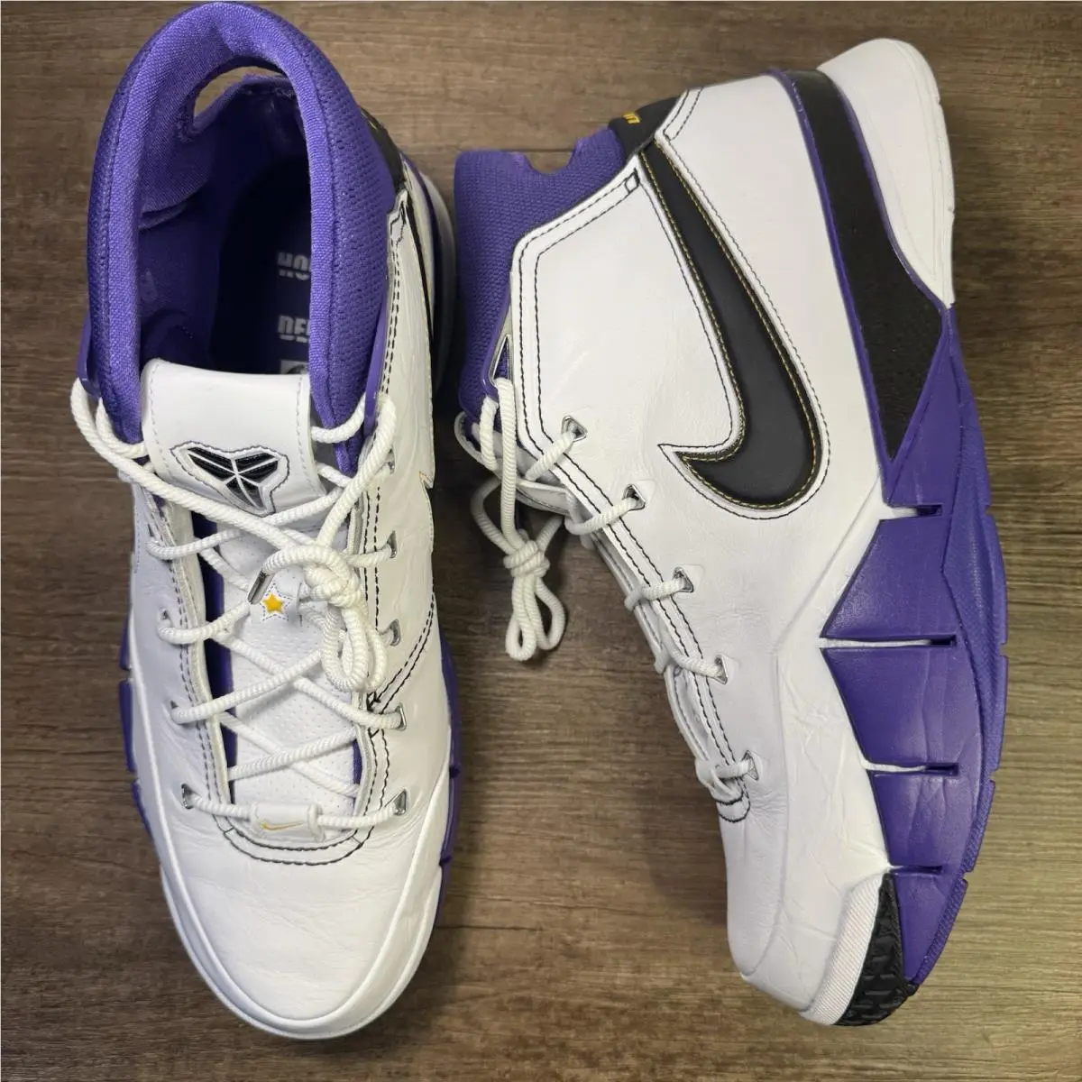 Nike Zoom Kobe 1 Protro ‘81 Points’ Men’s Size 12 IM0542-100 No Lid - White