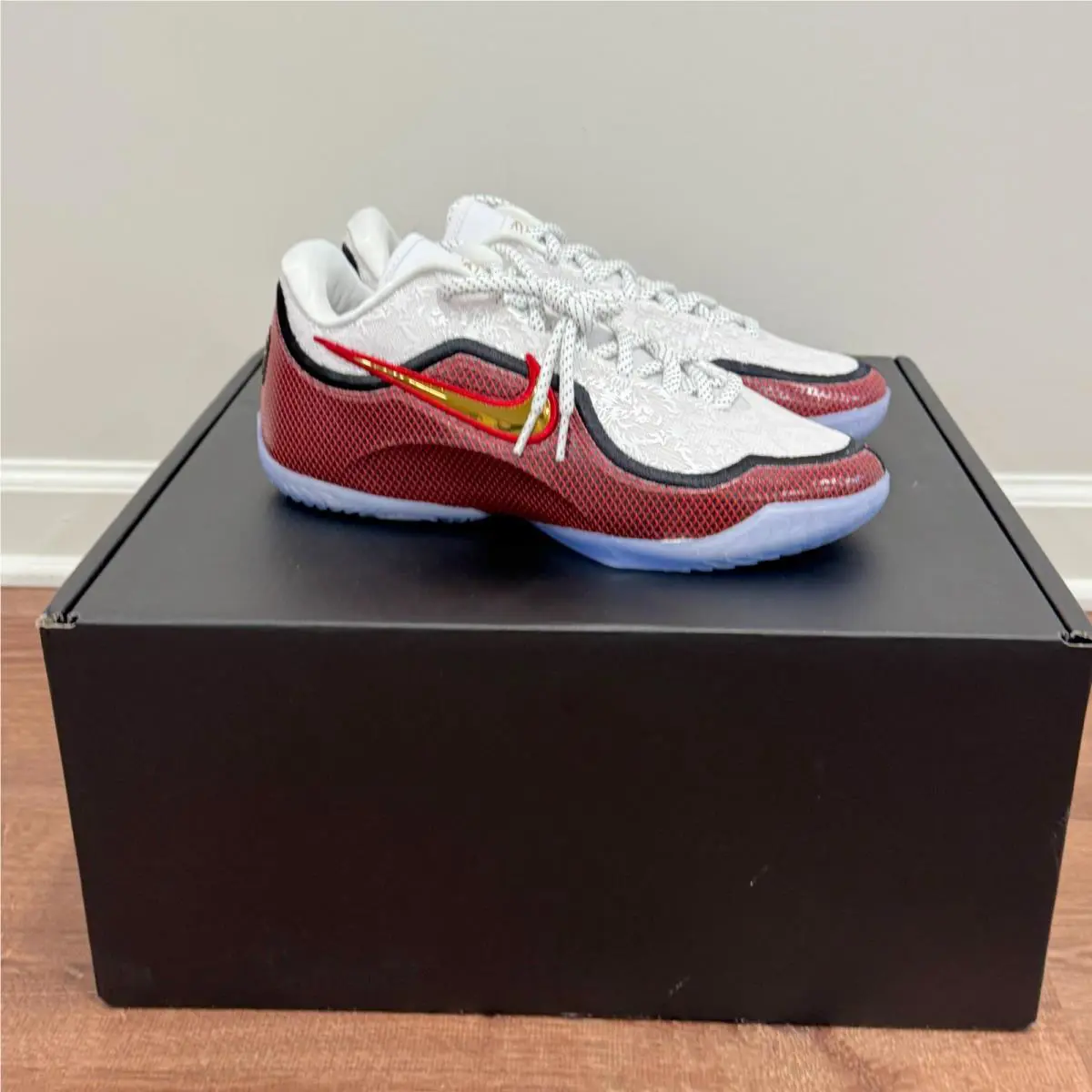 Nike shoes - Nike LeBron - LeBron - HJ5629-100 - Red 0