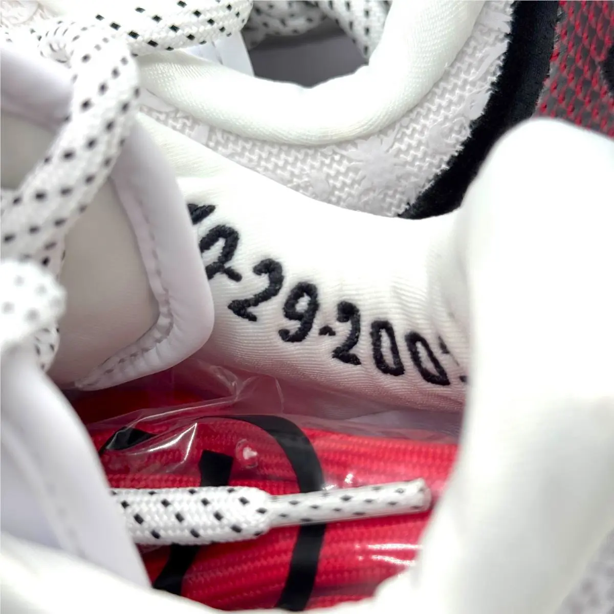 Nike shoes - Nike LeBron - LeBron - HJ5629-100 - Red 3