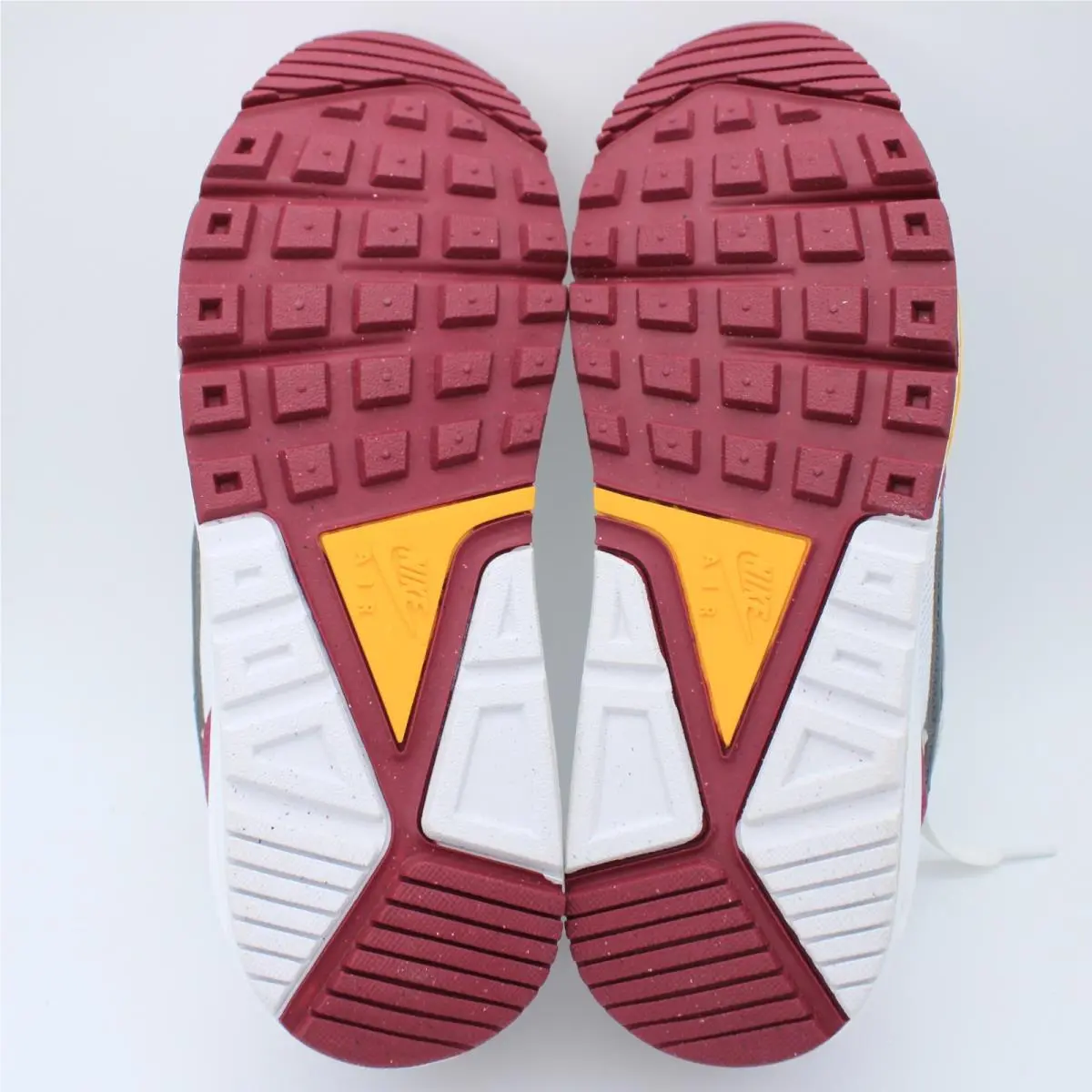 Nike shoes - Nike Air Max Correlate - Air Max Correlate - 511417-100 - White, Manufacturer: White/Grey/University Gold/Purple 9