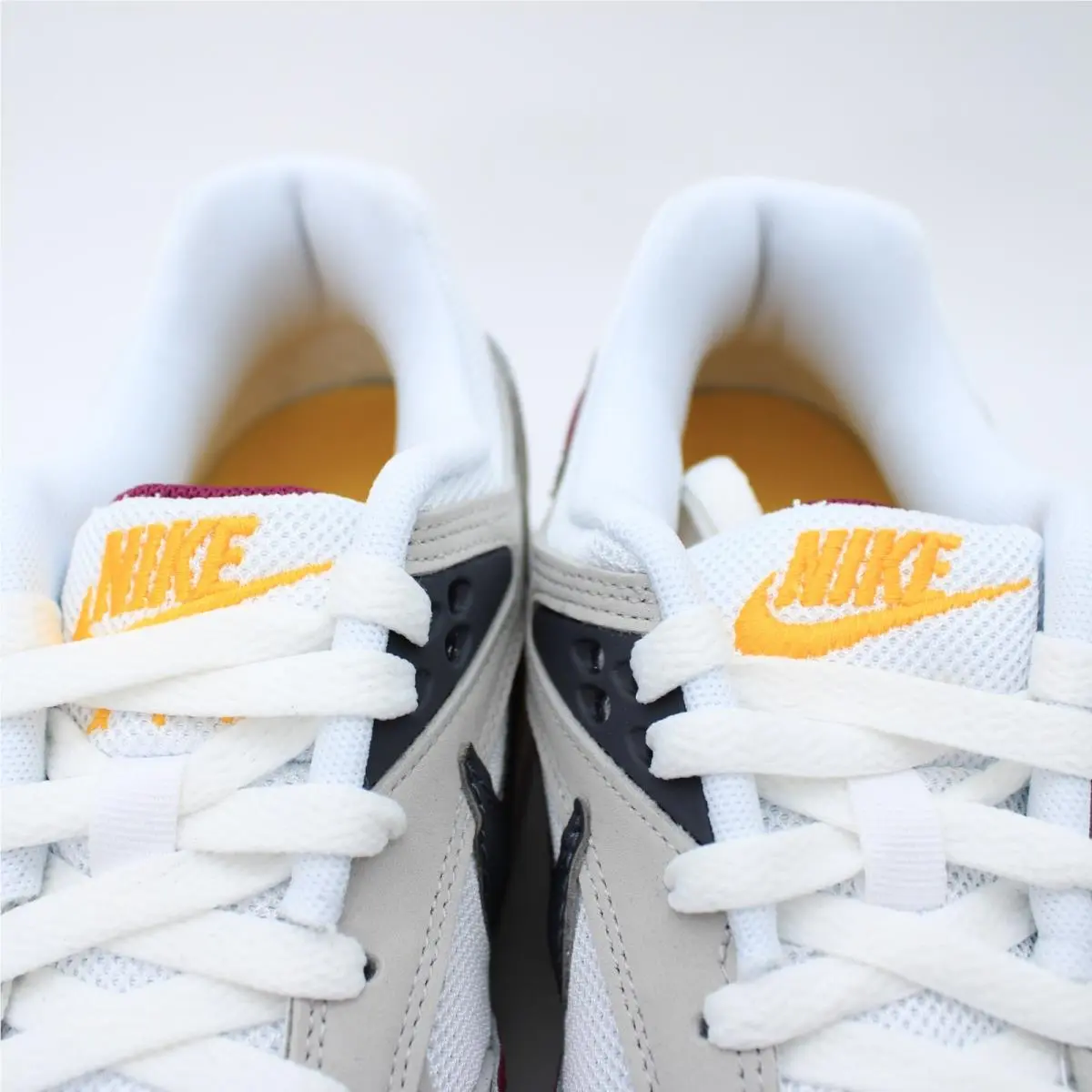 Nike shoes - Nike Air Max Correlate - Air Max Correlate - 511417-100 - White, Manufacturer: White/Grey/University Gold/Purple 2