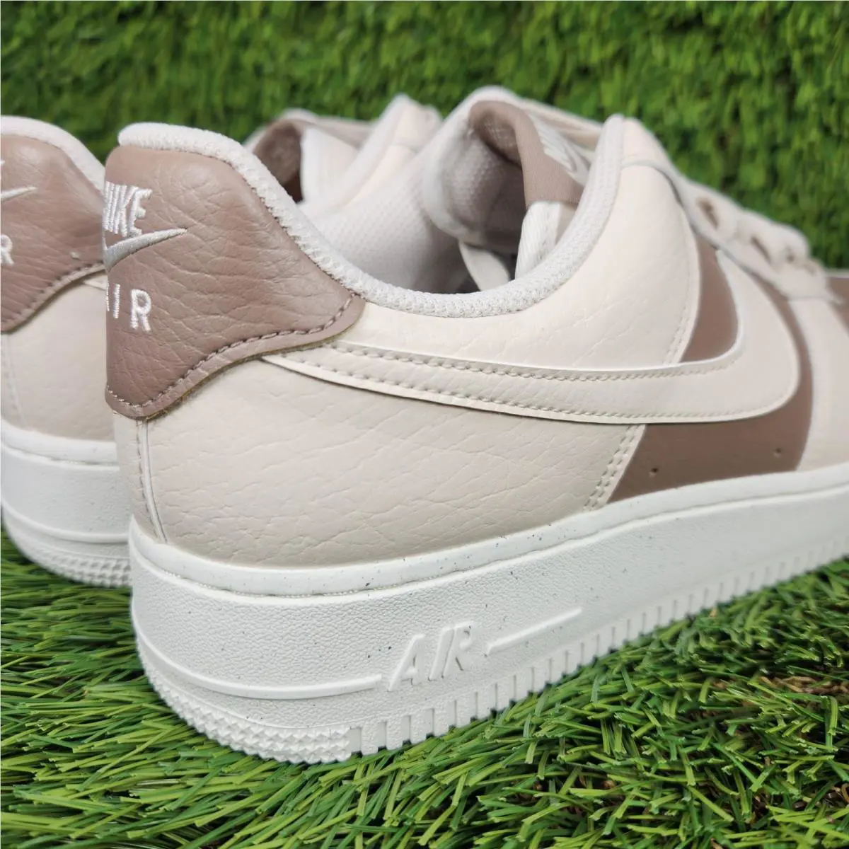 Nike shoes - Nike Air Force 1 - Air Force - IH0585-200 - Brown 3
