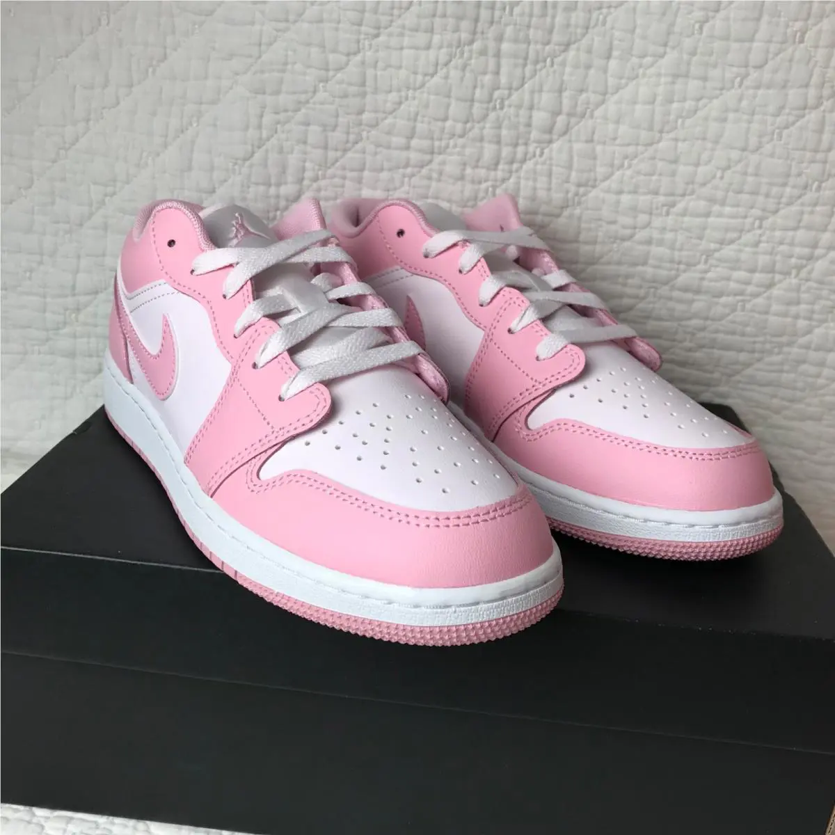 Nike shoes - Nike Air Jordan 1 (GS) - 553560-614 - pink/white 8