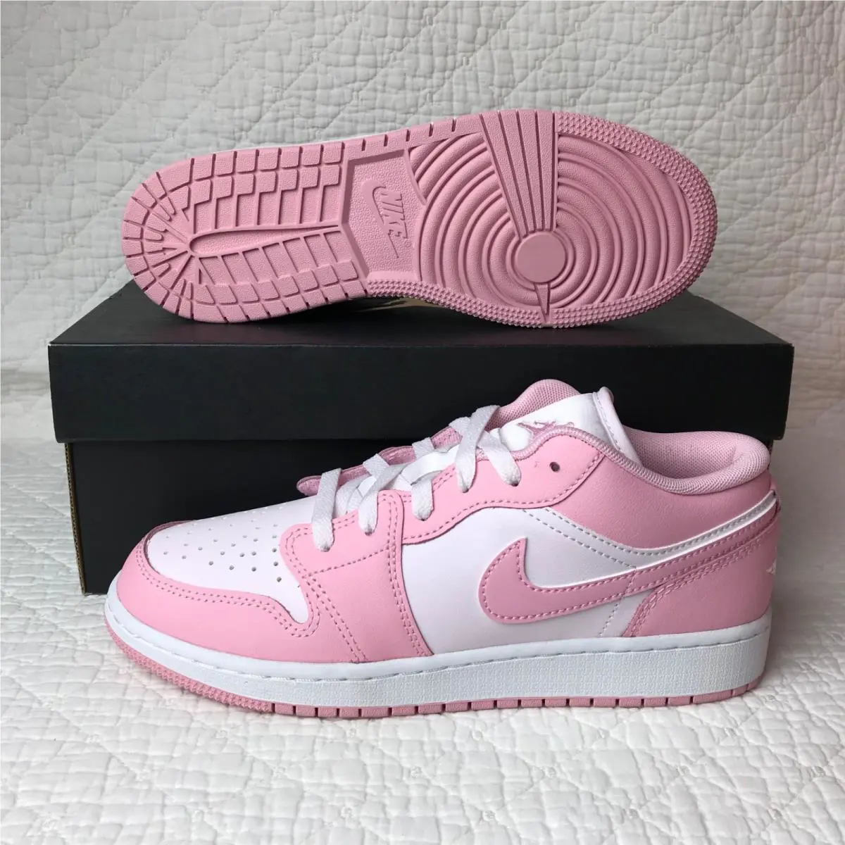 Nike shoes - Nike Air Jordan 1 (GS) - 553560-614 - pink/white 2