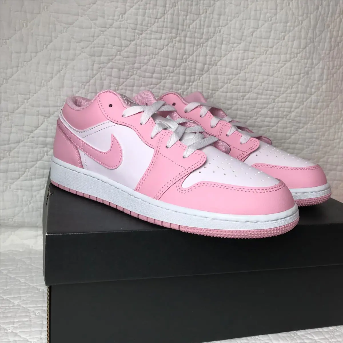 Nike shoes - Nike Air Jordan 1 (GS) - 553560-614 - pink/white 7