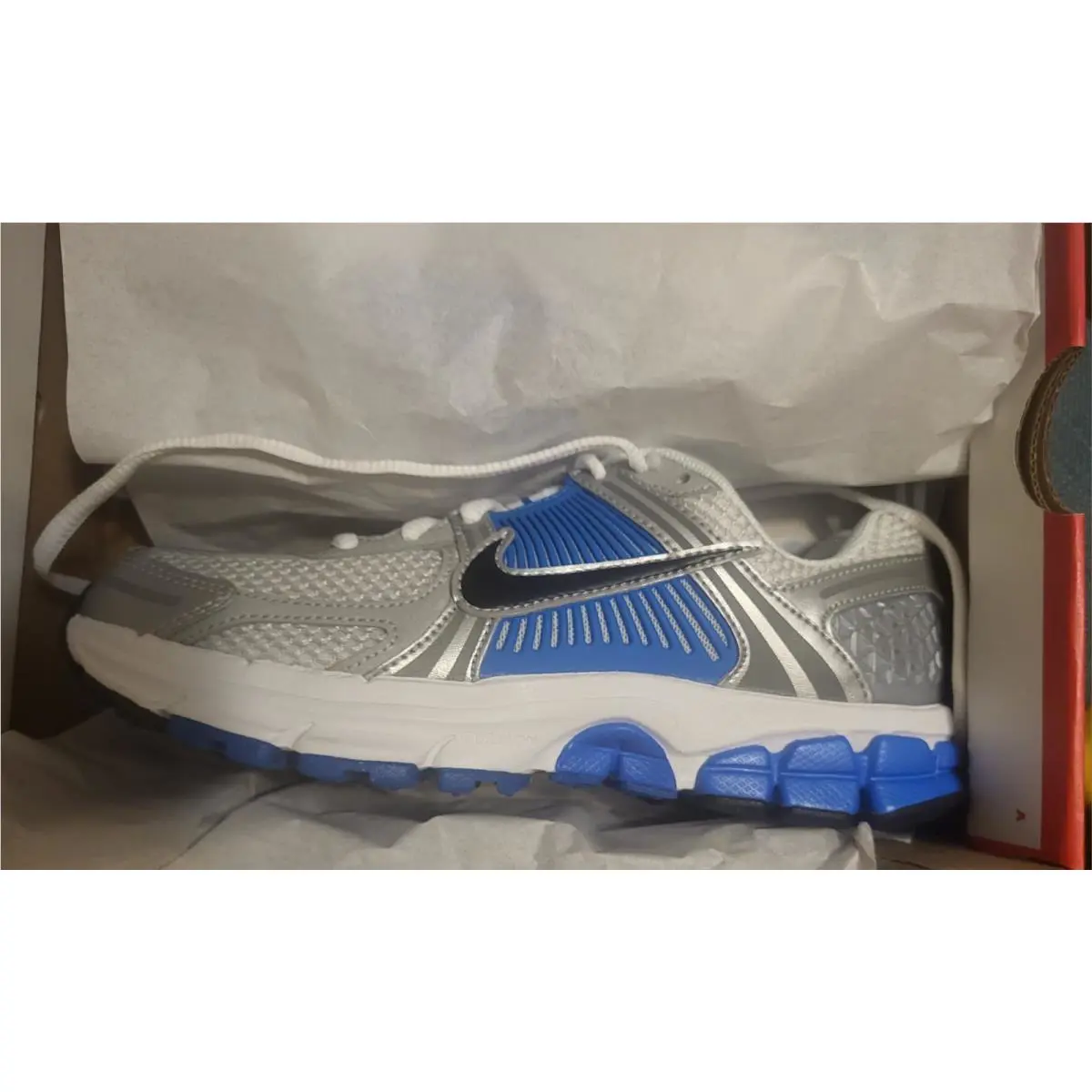 Nike shoes - nike vomero 5 - vomero - siver white black 2