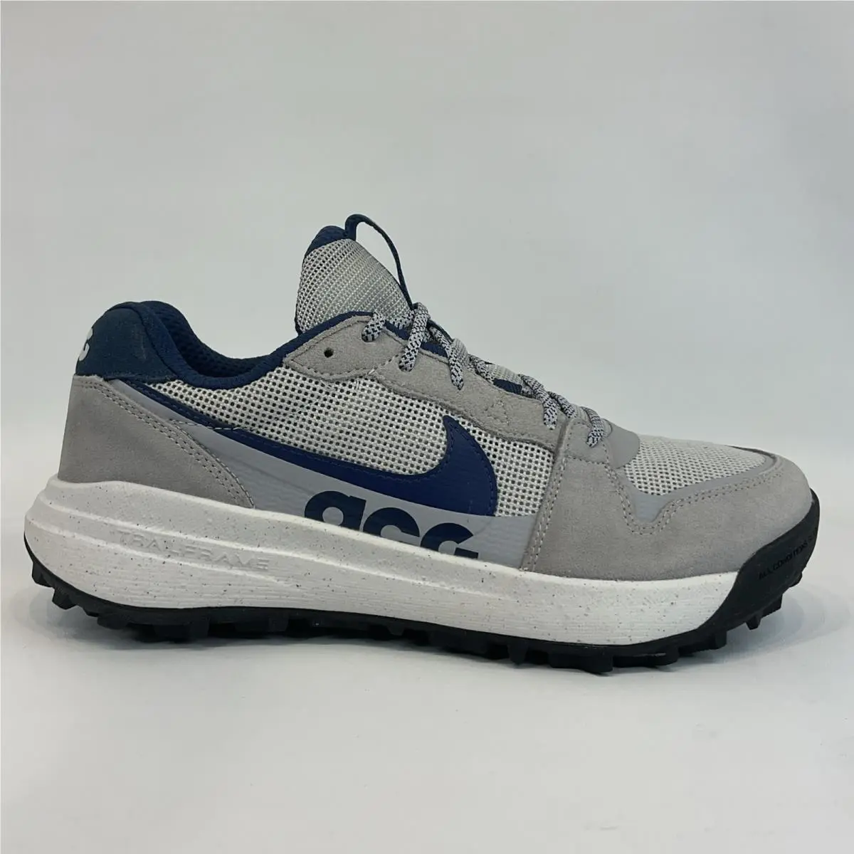 Nike Acg Lowcate Wolf Grey Navy DM8019-004 Men`s Size 8.5