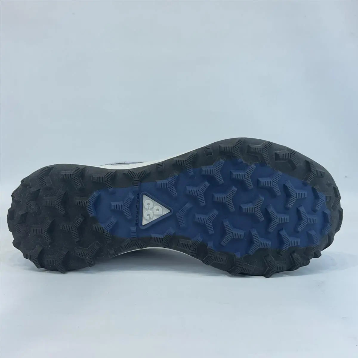 Nike shoes - Nike ACG Lowcate - ACG Lowcate - DM8019-004 - Gray 1