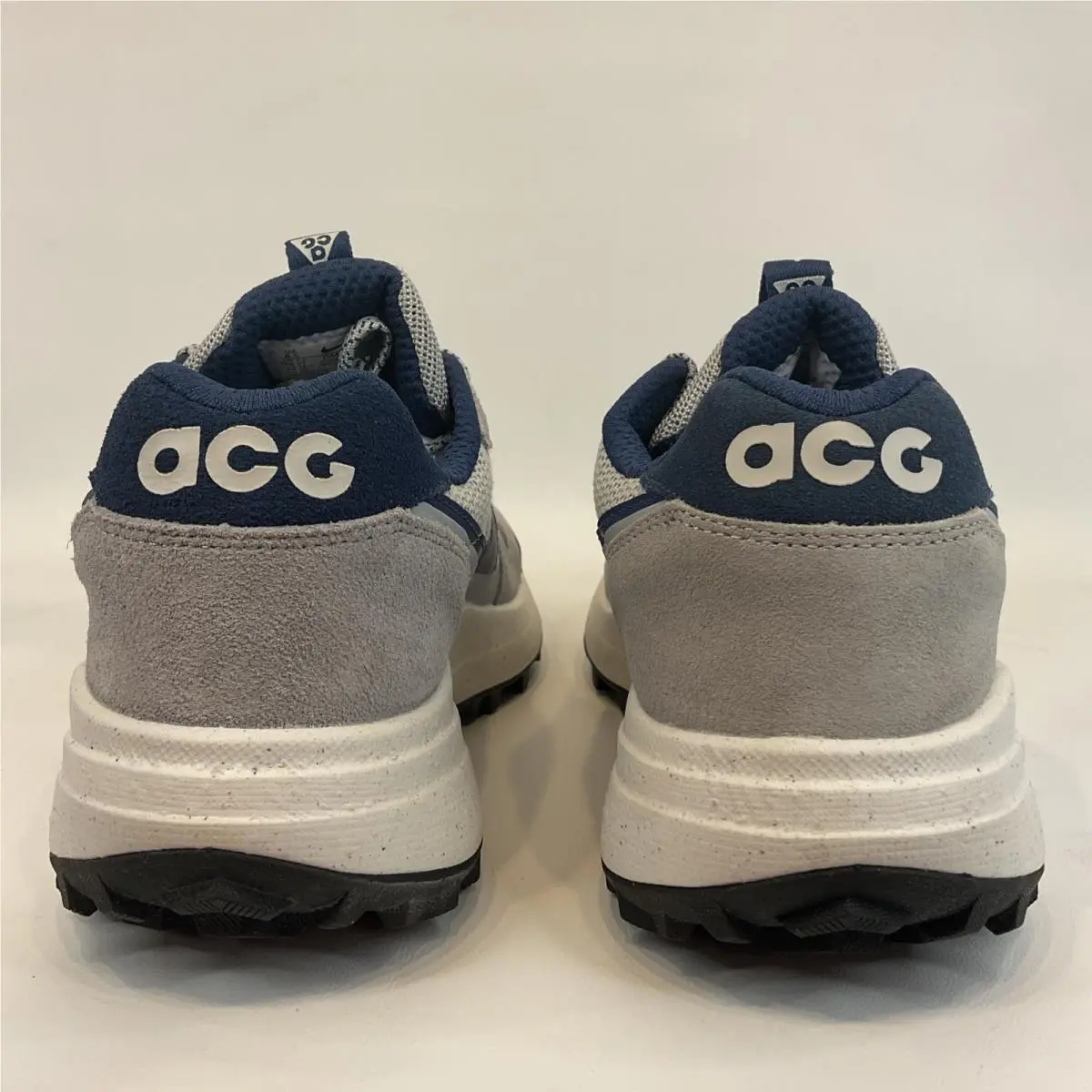 Nike shoes - Nike ACG Lowcate - ACG Lowcate - DM8019-004 - Gray 3