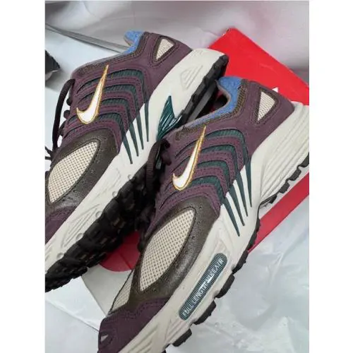 Nike shoes - Multicolor 4