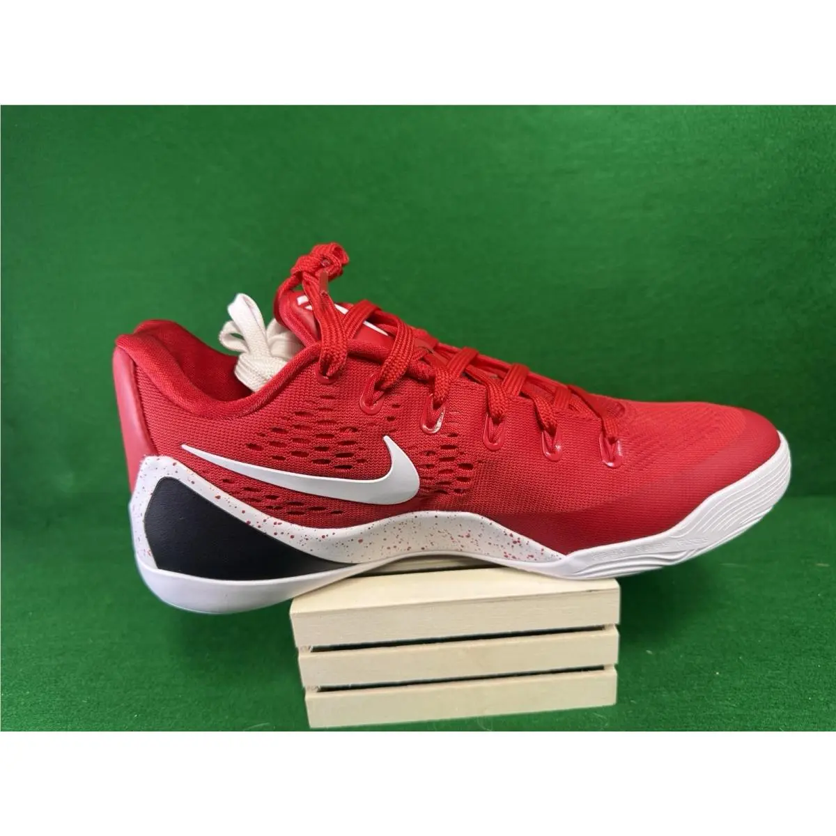 Nike Kobe IX Elite Low EM Protro Shoes Men’s 9.5 University Red Box Not Perfect
