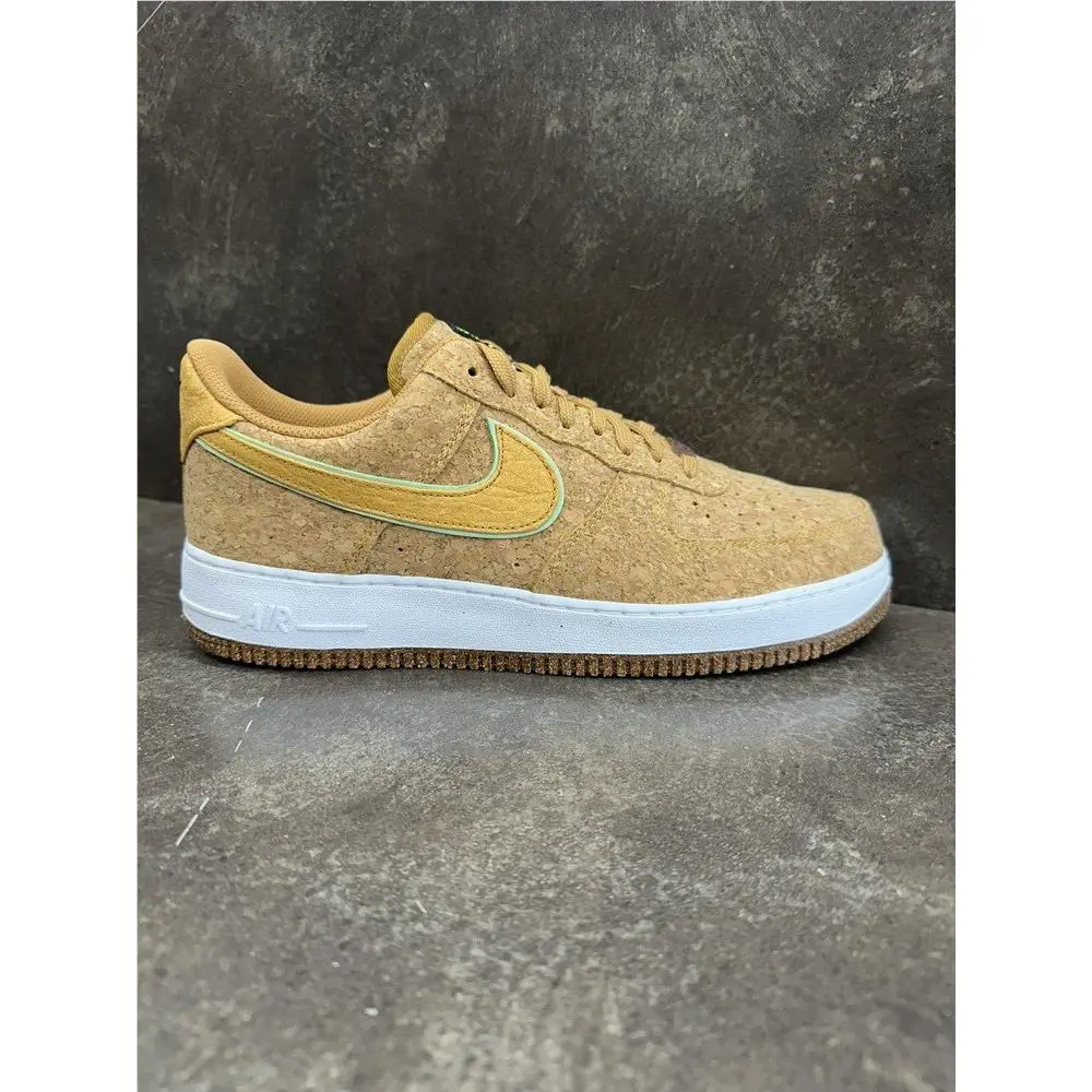 Nike shoes - METALLIC GOLD 4