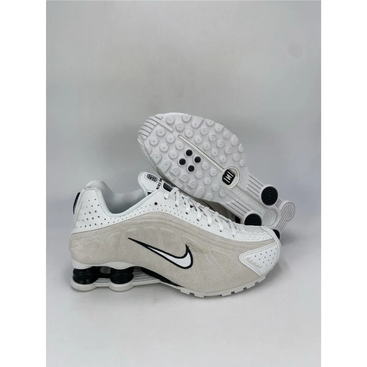 Nike Shox R4 Summit White Black HQ7739 100 Women`s Size 6