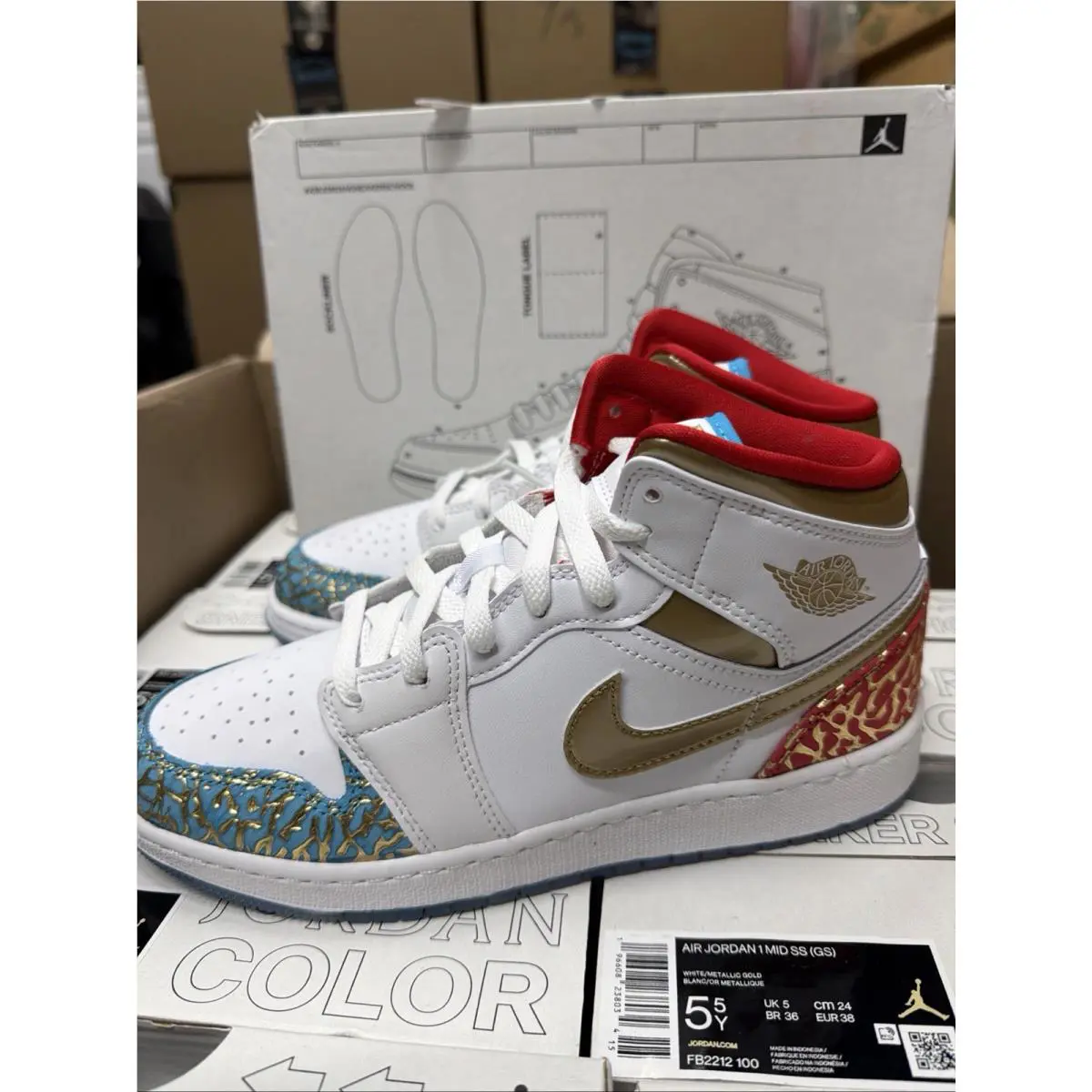 Nike shoes - Jordan Air 1 Mid GS - FB2212100 - White (UPC: 196608238010) 2