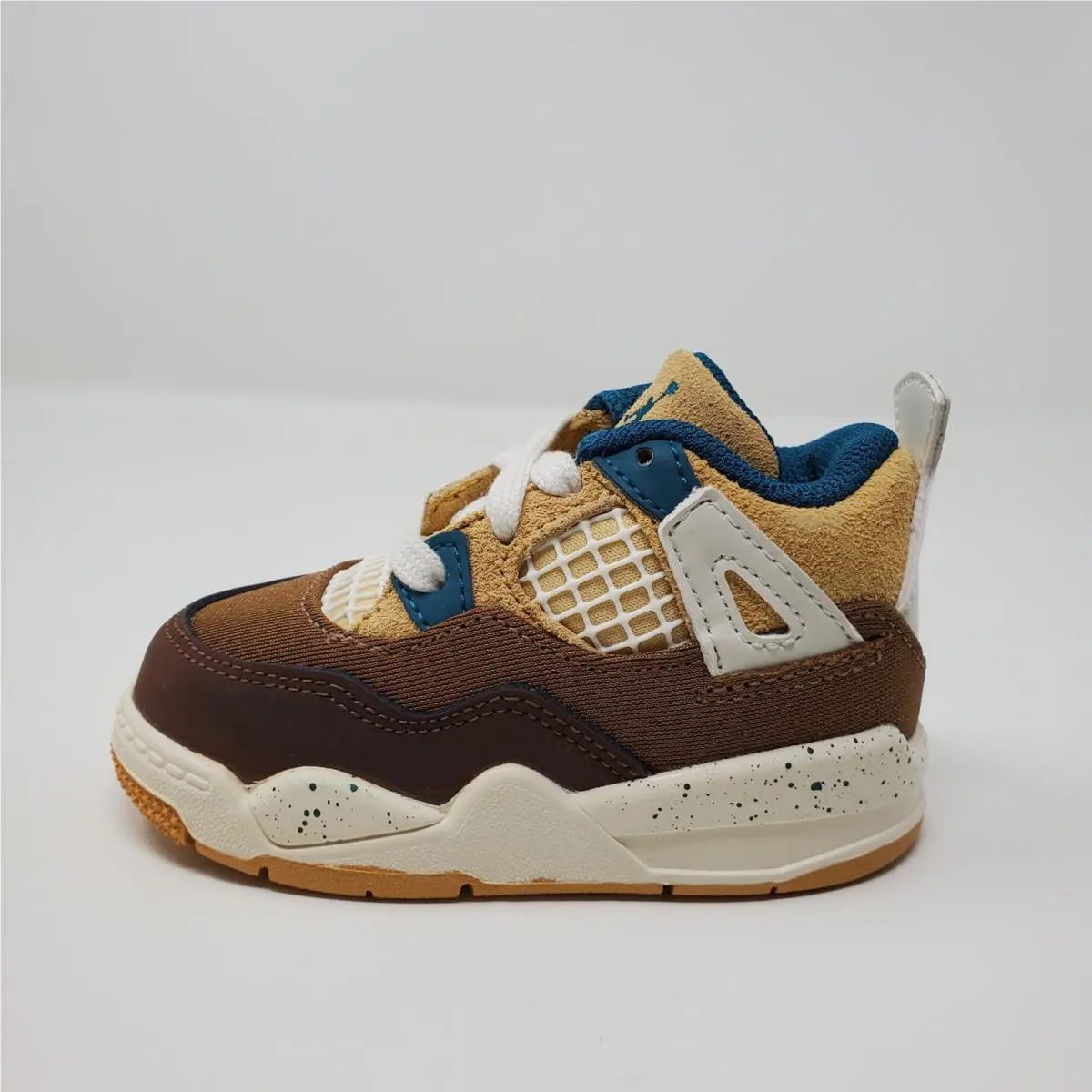 Nike shoes - Air Jordan 4 - Air - Brown 4