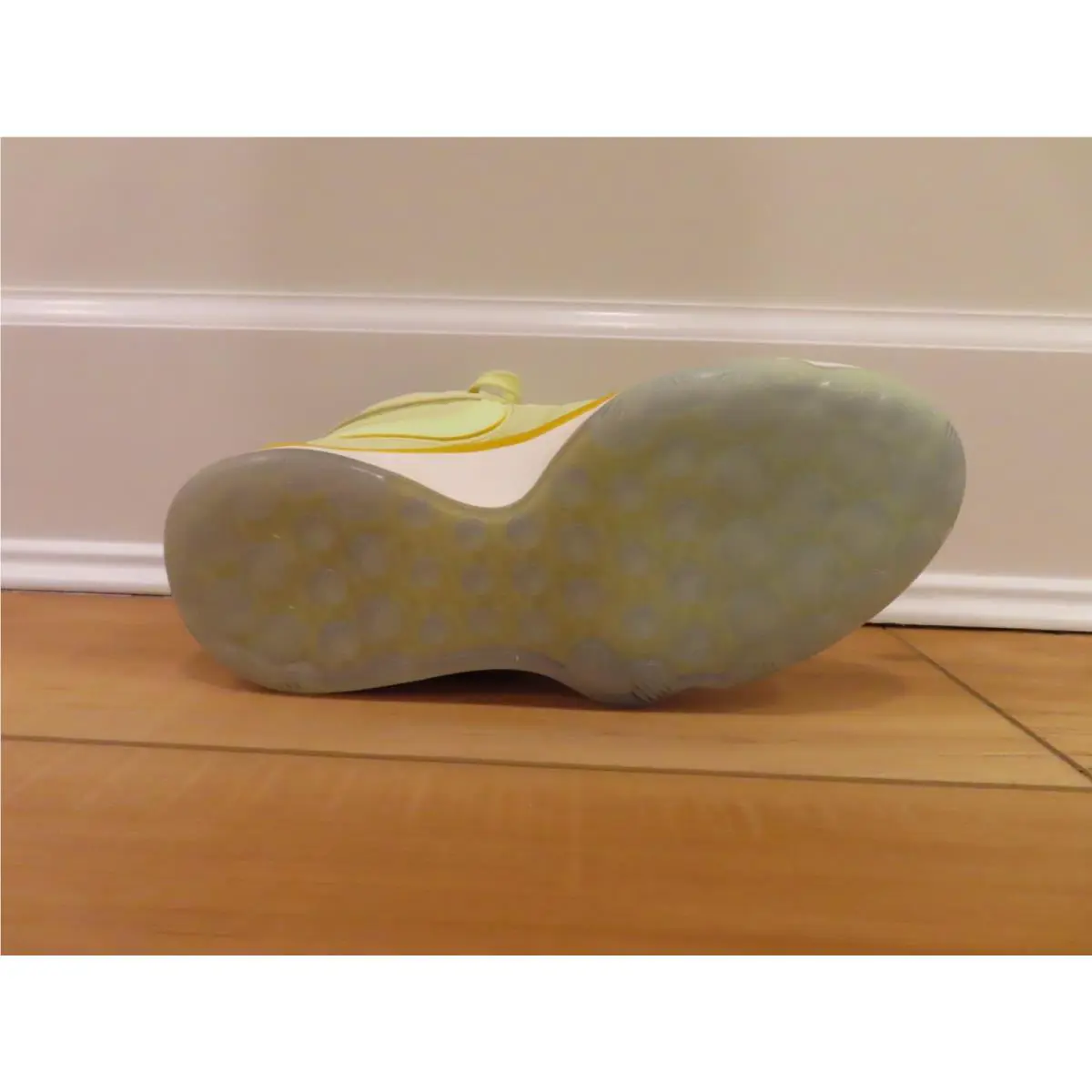 Nike shoes - Nike G.T. Hustle 2 - Hustle - Yellow 2
