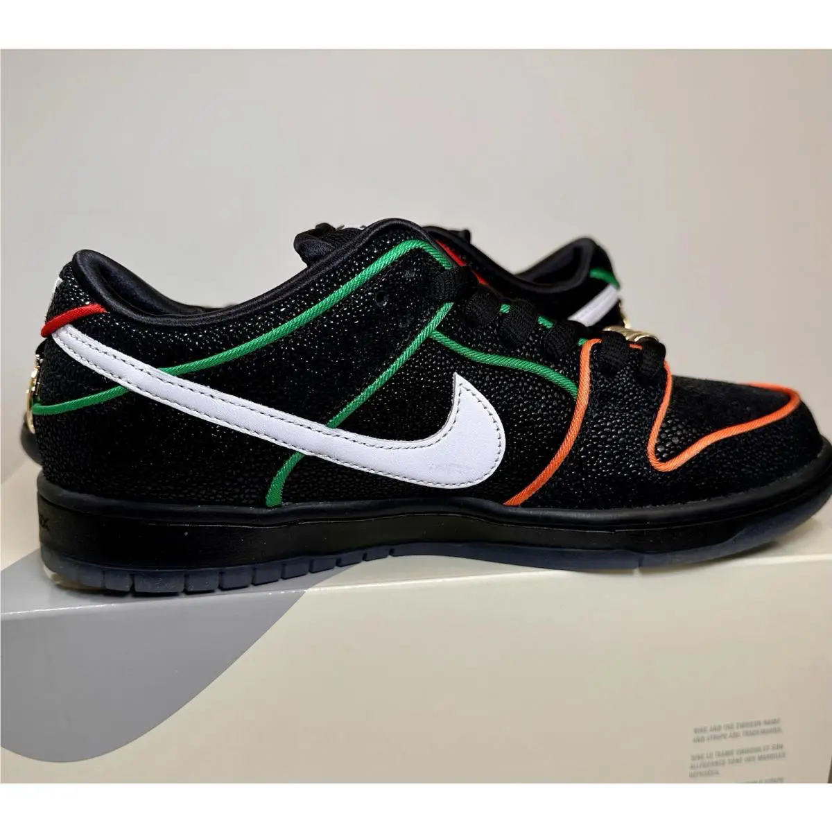 Nike shoes - Nike Dunk SB - Dunk - HV1664-001 - Black 0