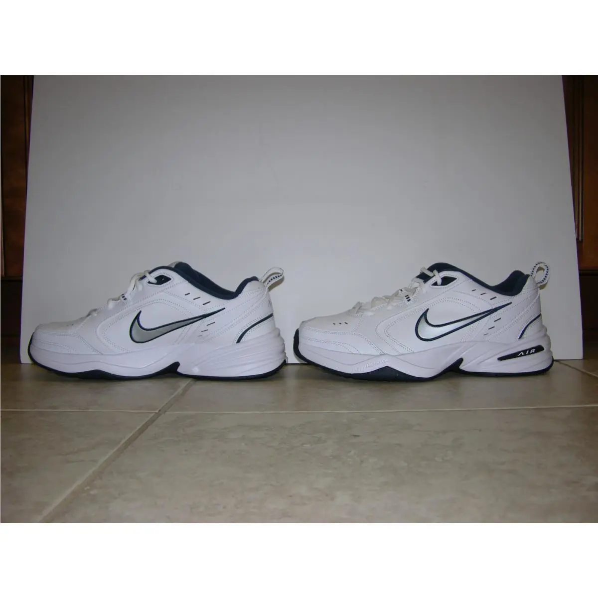 Nike shoes - Nike Air Monarch IV - Air Monarch - White 0