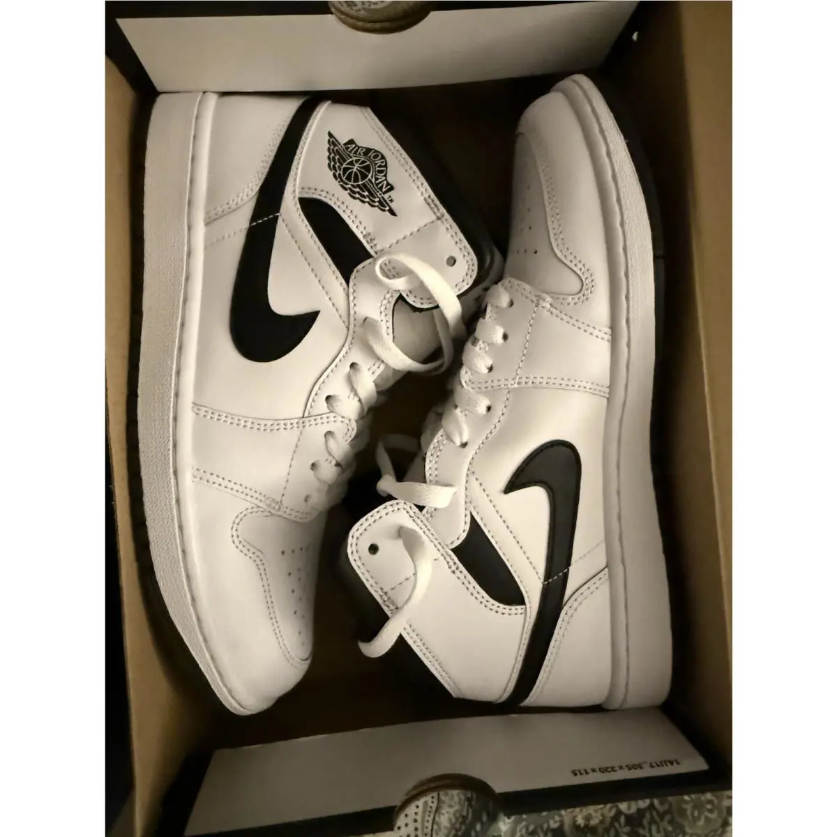 Nike shoes - Air Jordan 1 Mid - Air Mid - White 10