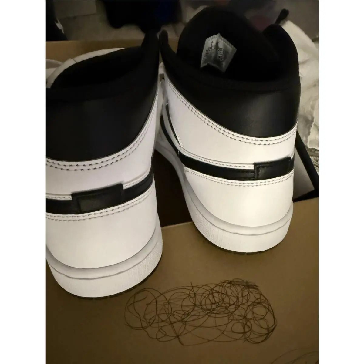 Nike shoes - Air Jordan 1 Mid - Air Mid - White 1