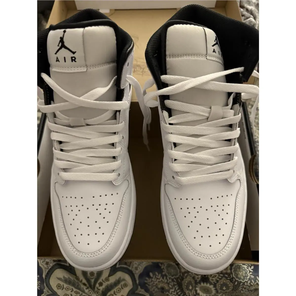 Nike shoes - Air Jordan 1 Mid - Air Mid - White 5