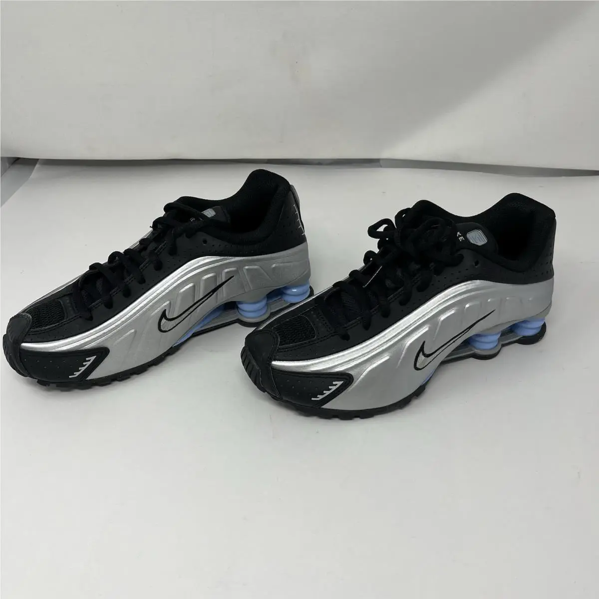Nike shoes - Nike Shox R4 - Shox - Red 3