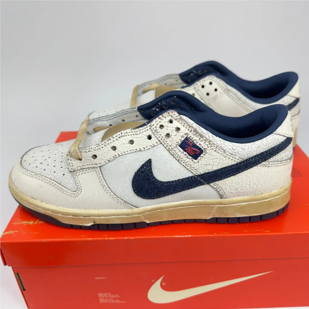 Nike shoes - White (UPC: 198726664955) 3