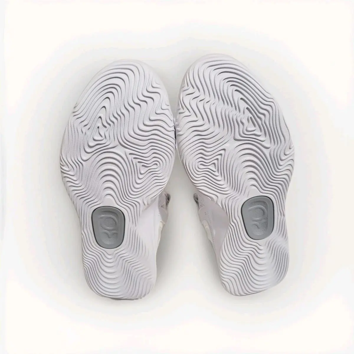 Nike shoes - Nike KD 18 - IM0634-105 - White 0