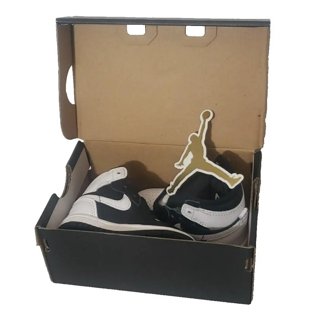 Nike shoes - Jordan 1 - Black 1