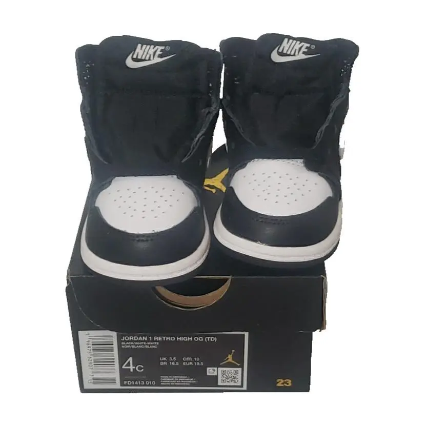 Nike shoes - Jordan 1 - Black 6