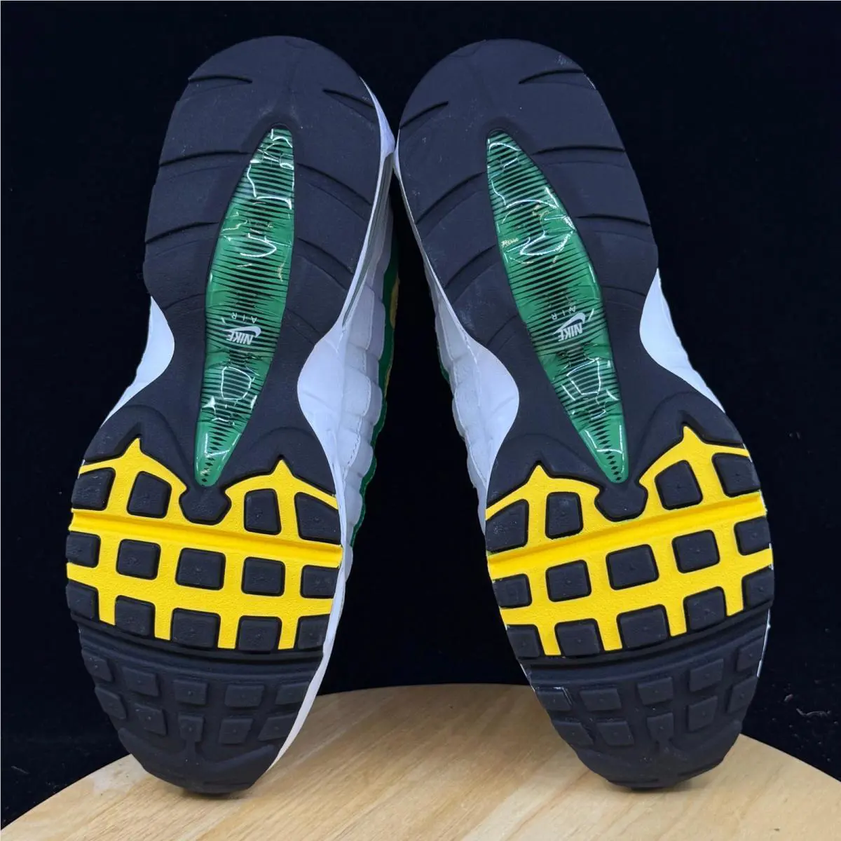 Nike shoes - Green 6