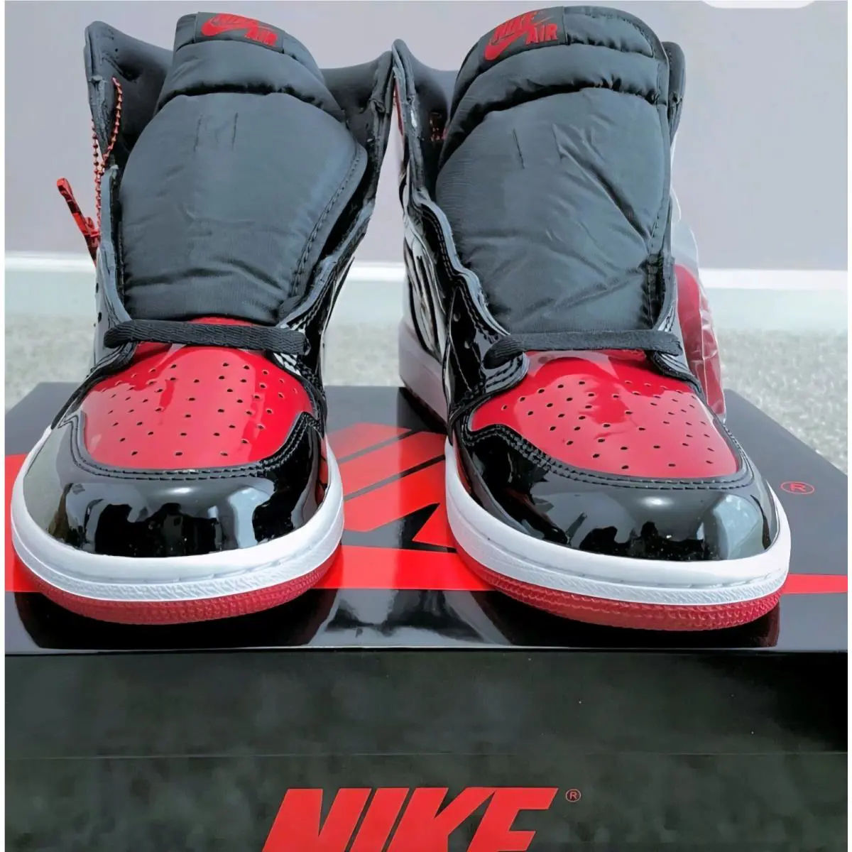 Nike shoes - Air Jordan 1 - Air - Black/Varsity Red-White 2