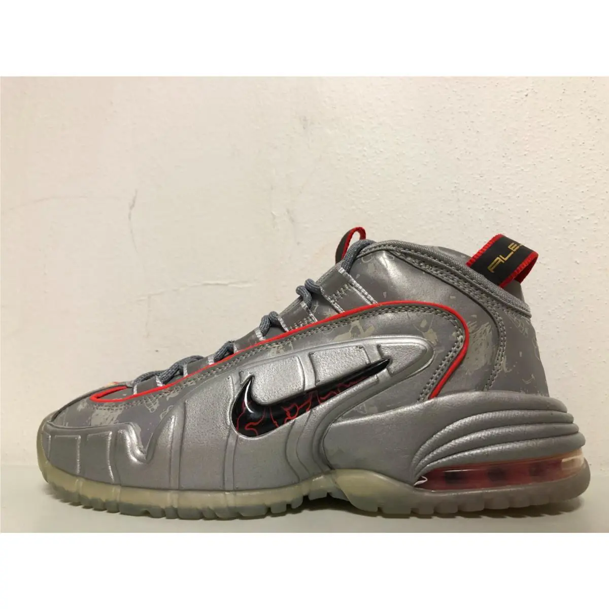 Nike shoes - Nike Air Max Penny - Air Max Penny - Rflct Silver/Black-Challenge Red-Metallic (UPC: 884802391890) 0