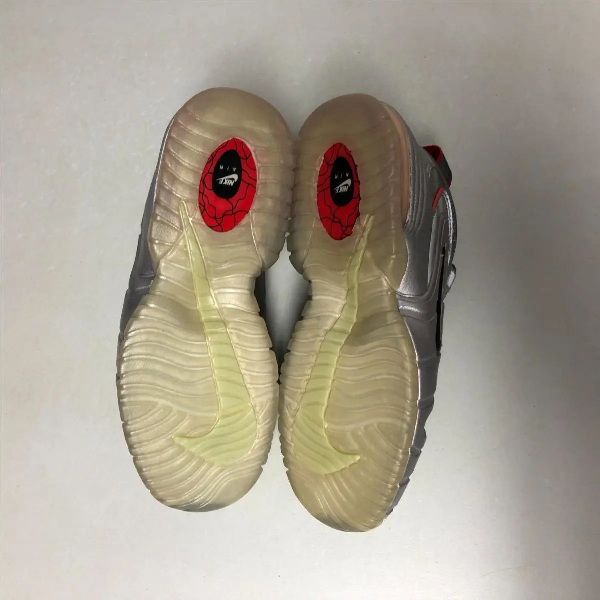 Nike shoes - Nike Air Max Penny - Air Max Penny - Rflct Silver/Black-Challenge Red-Metallic (UPC: 884802391890) 4