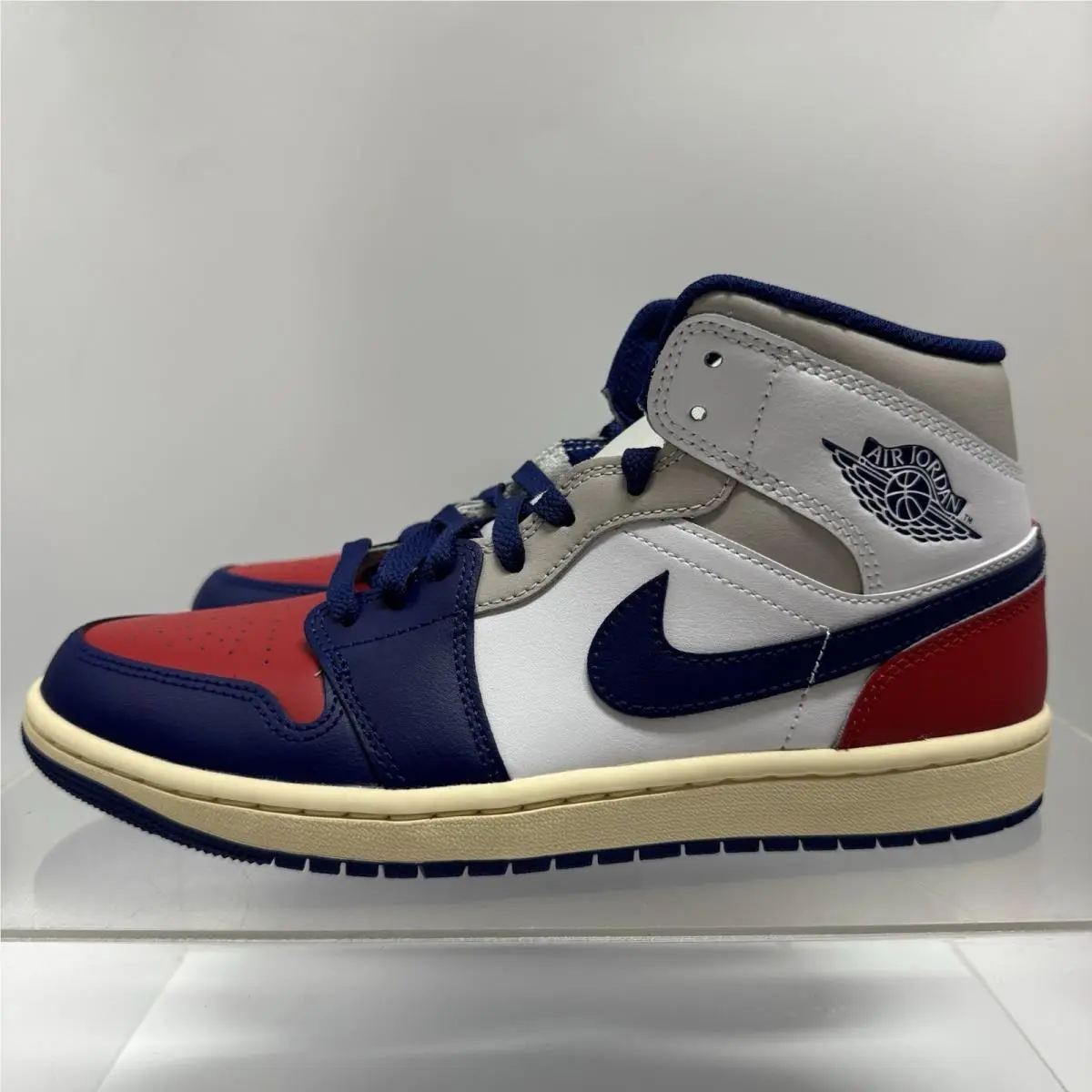 Air Jordan 1 Mid Rare Air Blue Red DQ8426-102 Men’s Size 8.5 by Nike
