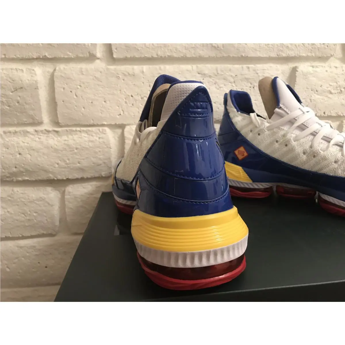 Nike shoes - Lebron XVI - Lebron XVI - Multicolor 6
