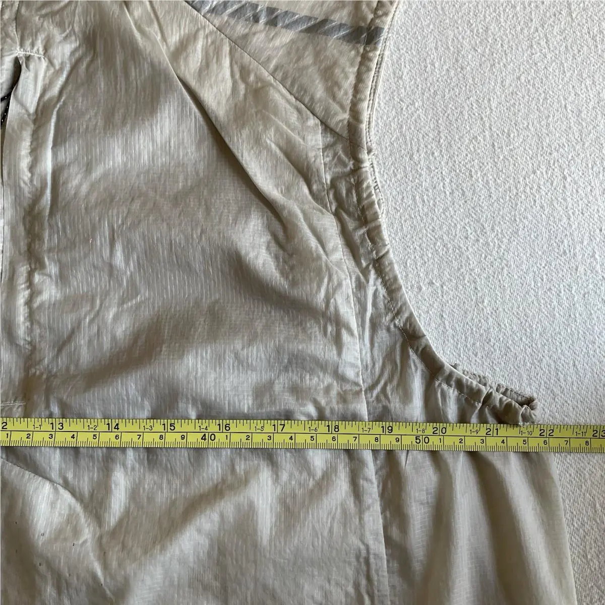 Salomon clothing - Beige 8