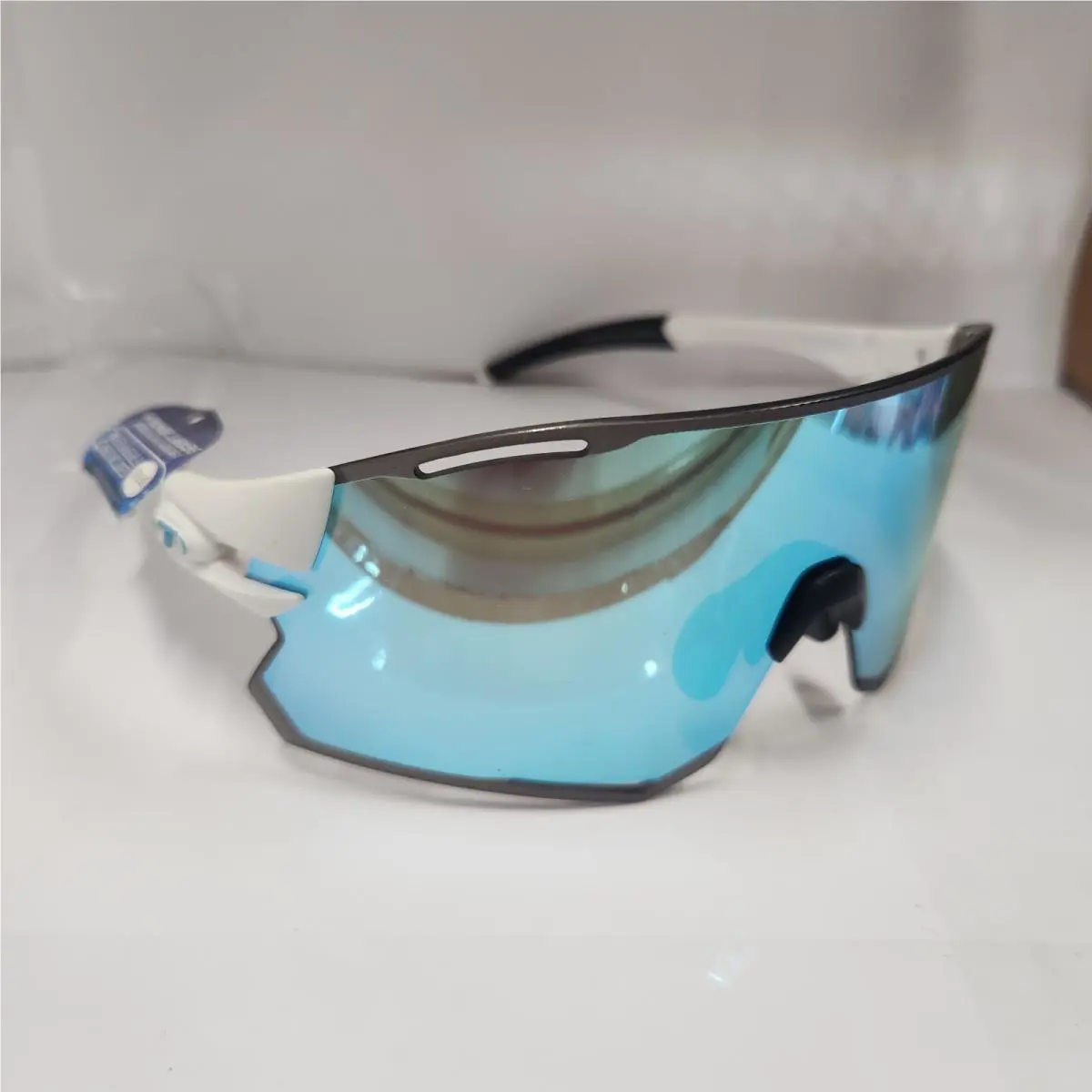 Tifosi Stash Matte Smoke
