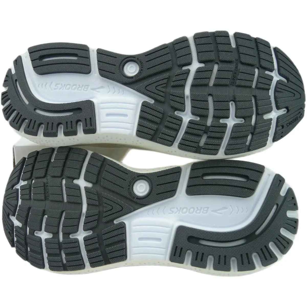 Brooks shoes - Coconut Chateau / Forged iron 14