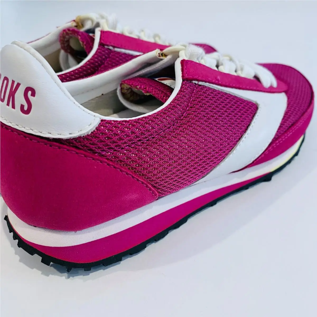 Brooks shoes - Pink 5